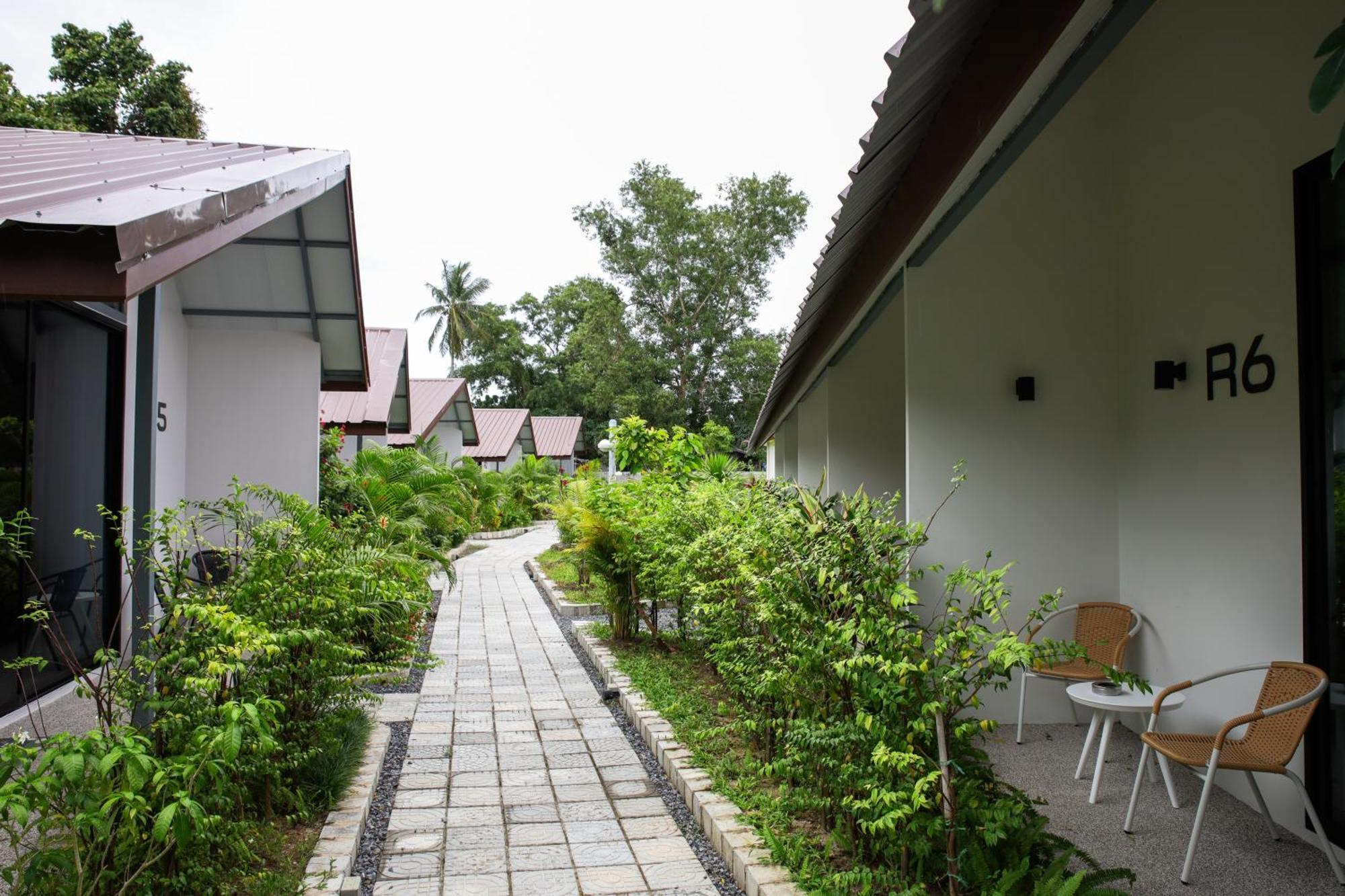 Rapina House Apartment Mai Khao Exterior foto